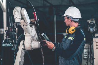 Transformation der Arbeitswelt durch Digitalisierung und KI