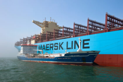 Maersk wagt den Schritt zurück: Was die Suez-Rückkehr für Lieferketten und Frachtraten bedeutet